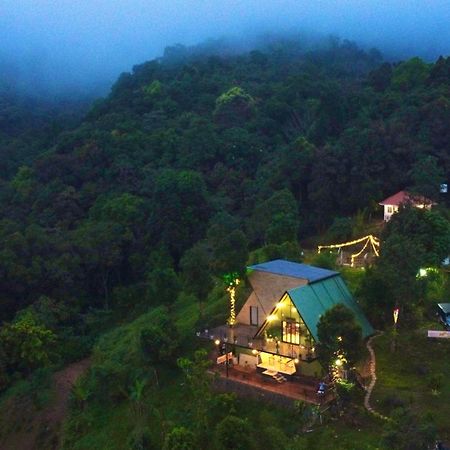 Bed and Breakfast Misty Hideout Kakkadampoyil Екстер'єр фото