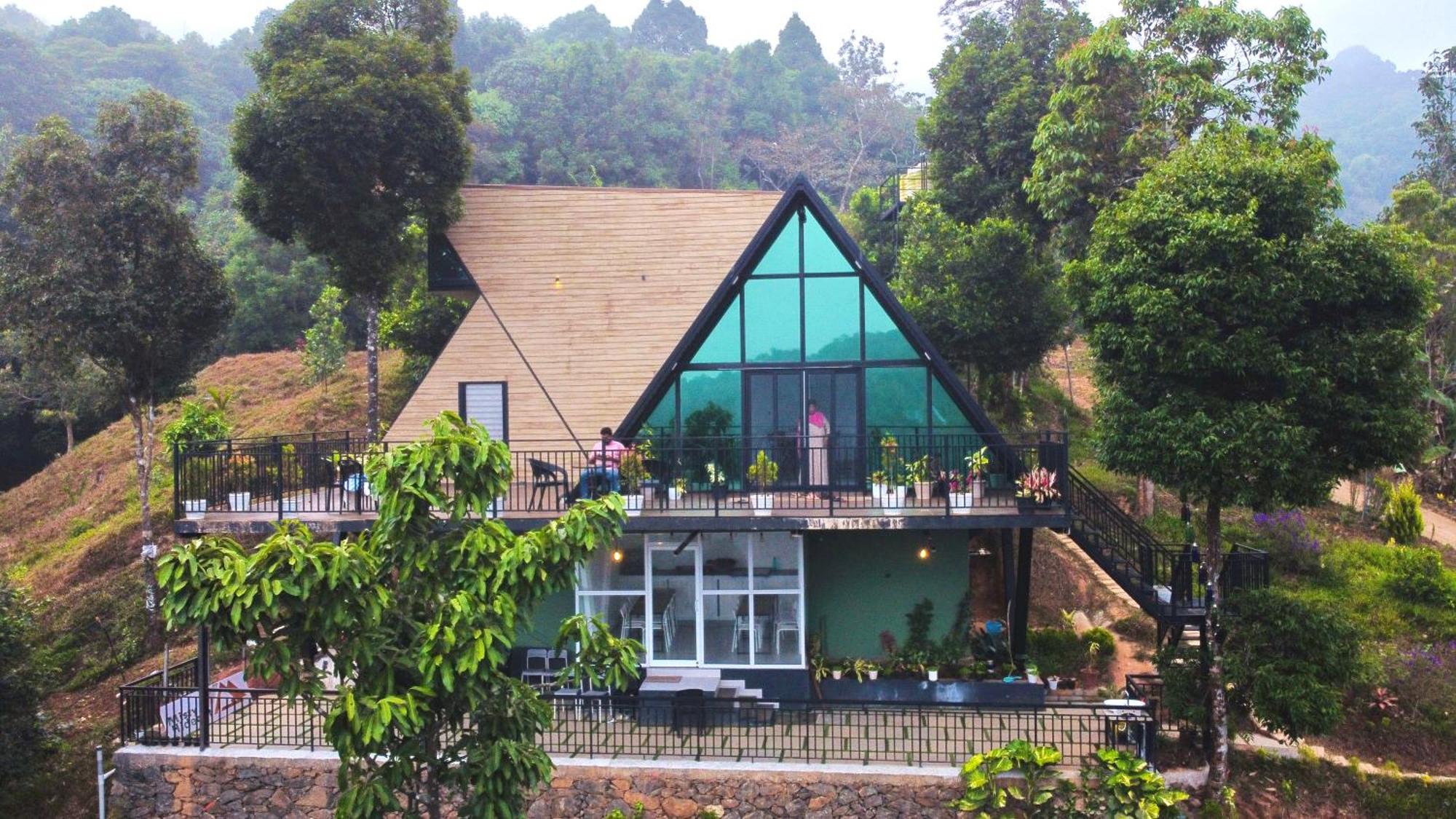 Bed and Breakfast Misty Hideout Kakkadampoyil Екстер'єр фото